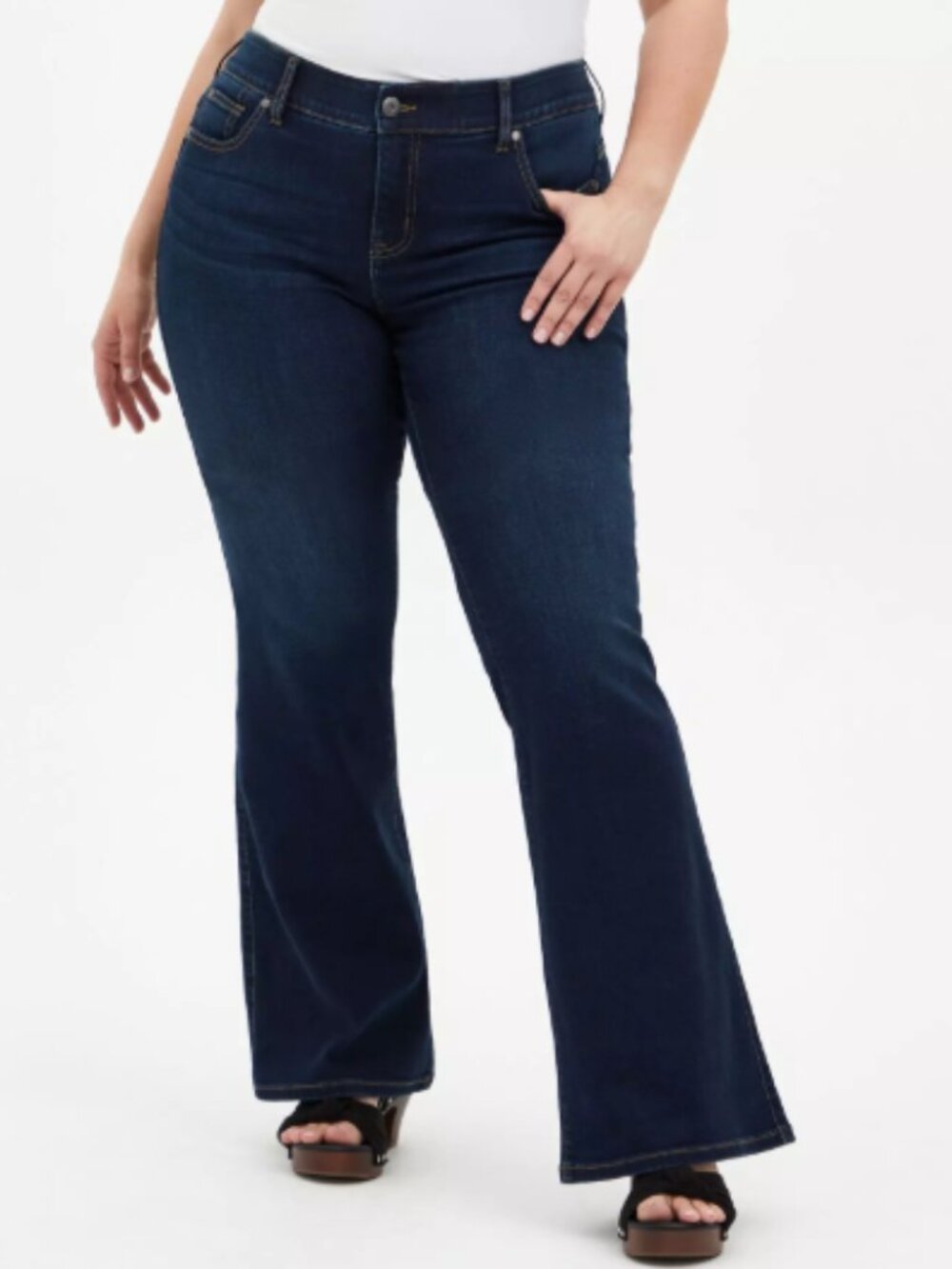Torrid Bombshell Flare High-Rise Jean size 26